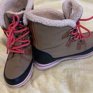 Cougar Tan and Black Winter Boots with Pink Laces